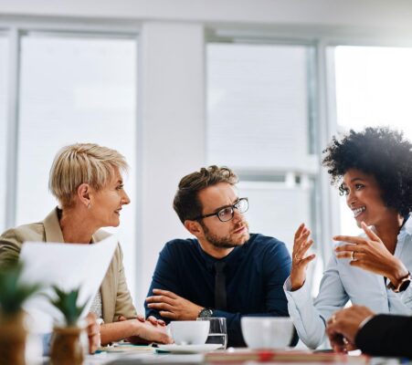 ucm-actualité-reunion-entreprise-collaboration-equipe-communication